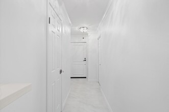3525 Sage Rd, Unit 1709 in Houston, TX - Building Photo - Building Photo