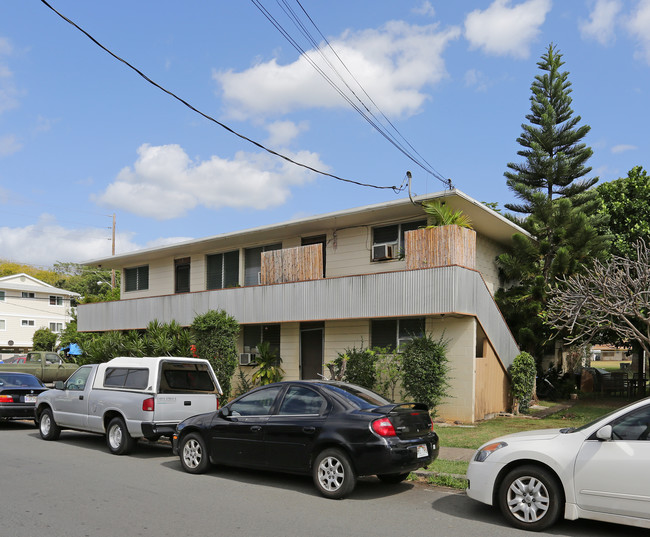 2812 Leialoha Ave in Honolulu, HI - Building Photo - Building Photo