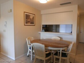 11300 Caravel Cir in Ft. Myers, FL - Building Photo - Building Photo