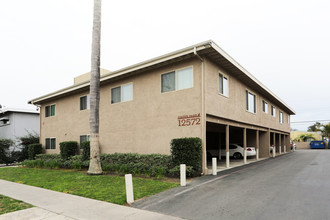 Grove Park Apartments in Garden Grove, CA - Building Photo - Building Photo