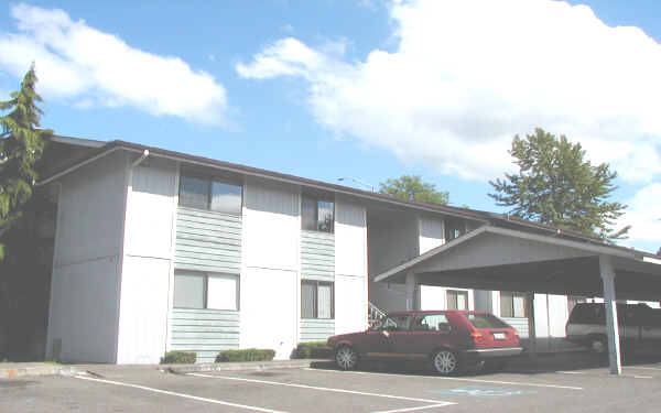 Faircrest Apartments in Puyallup, WA - Building Photo