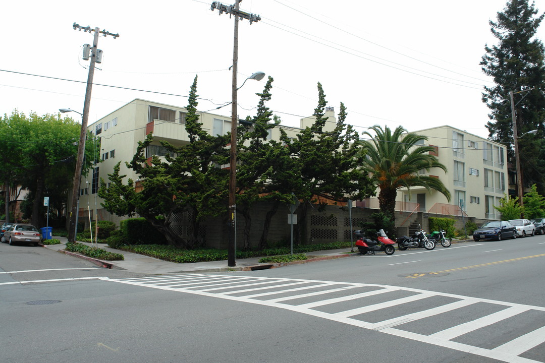 2255 Hearst Ave in Berkeley, CA - Building Photo