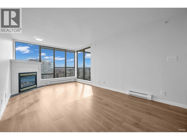 8180 Granville Ave in Richmond, BC - Building Photo - Building Photo