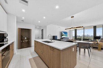 153 N Seabreeze Blvd in Fort Lauderdale, FL - Building Photo - Building Photo