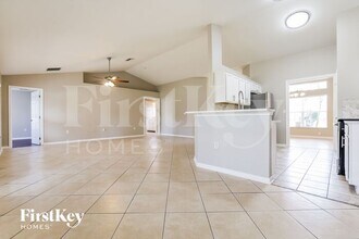 3811 Trenton Ln in North Port, FL - Building Photo - Building Photo