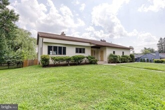 18 Byway Rd in Owings Mills, MD - Building Photo - Building Photo