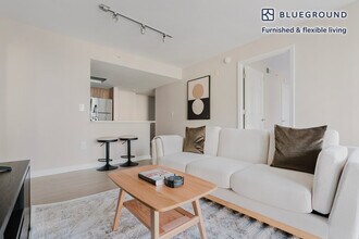 450 Massachusetts Ave NW in Washington, DC - Building Photo - Building Photo