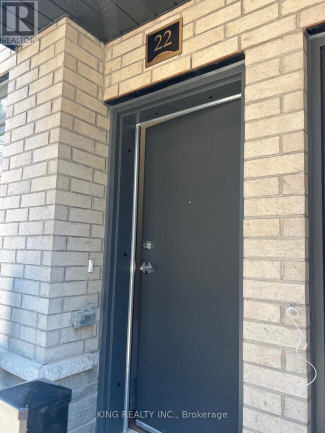 22 Savvy Ln in Caledon, ON - Building Photo - Building Photo