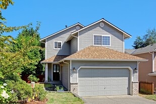 915 Cleveland Ave in Snohomish, WA - Building Photo