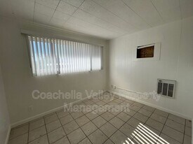 66100 3rd St in Desert Hot Springs, CA - Building Photo