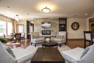 Paragon Place at Bishops Bay in Middleton, WI - Building Photo - Building Photo