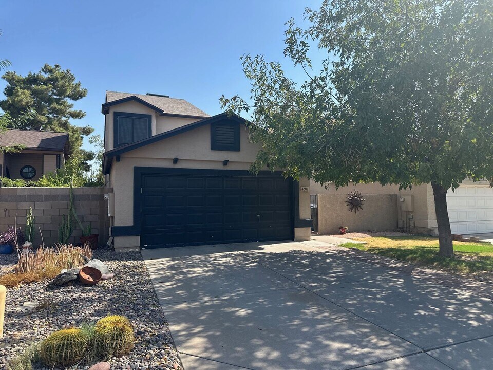 4307 E Contessa St in Mesa, AZ - Building Photo
