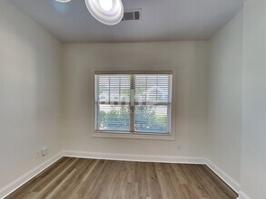 1078 Hartwell Rd in Locust Grove, GA - Building Photo - Building Photo