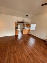 1738 E Beech Dr in Visalia, CA - Building Photo - Building Photo