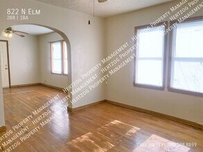 822 N Elm St in Ponca City, OK - Building Photo - Building Photo