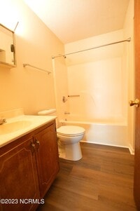 137 Windsor Ct photo'