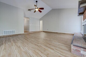 2109 Singletree Ave in Austin, TX - Building Photo - Building Photo