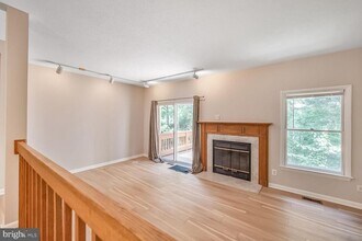 1657 Oak Spring Way in Reston, VA - Building Photo - Building Photo