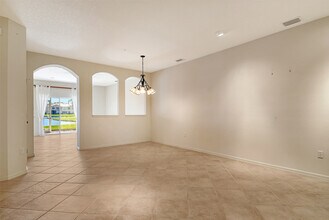 3456 Parkridge Cir in Sarasota, FL - Building Photo - Building Photo