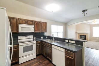 10602 Harbor Canyon Dr in Humble, TX - Building Photo - Building Photo