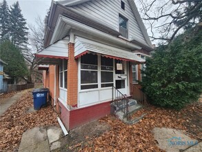 1459 Belmont Ave in Toledo, OH - Foto de edificio - Building Photo