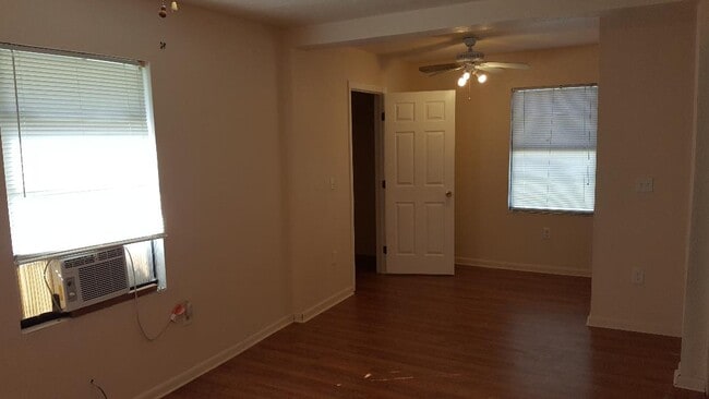 434 N Osprey Ave, Unit 4 in Sarasota, FL - Building Photo - Building Photo