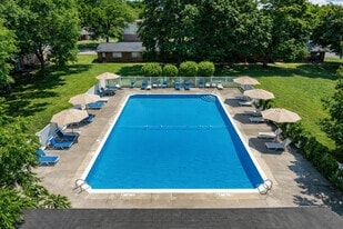 Serenity Village in Liverpool, NY - Building Photo