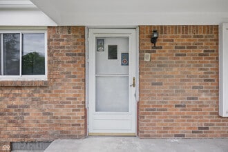 1116 Heatherwood Dr in Indianapolis, IN - Building Photo - Building Photo