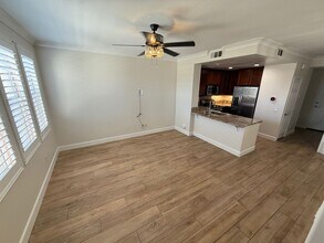 28616 Pietro Dr in Valencia, CA - Building Photo - Building Photo