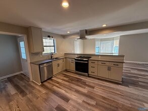 2665 Dunlap Ave in Guntersville, AL - Building Photo - Building Photo