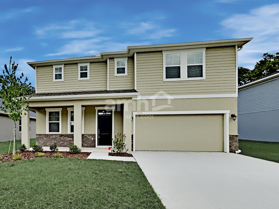 2705 Wilder Meadows Ln in Plant City, FL - Building Photo