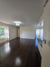 2120 N Ginger Creek Cir in Palatine, IL - Building Photo - Building Photo