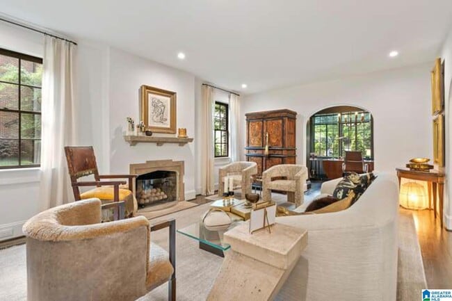 2505 Montevallo Rd in Birmingham, AL - Building Photo - Building Photo