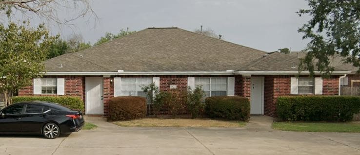 1811 Sara Dr, Unit A in College Station, TX - Building Photo
