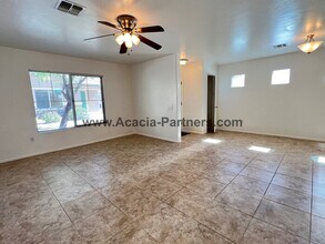 6049 S Sweet Birch Ln in Tucson, AZ - Building Photo - Building Photo