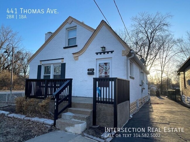441 Thomas Ave in Ferguson, MO - Building Photo - Building Photo