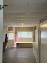 2747 Limekiln Pike in Glenside, PA - Foto de edificio - Building Photo