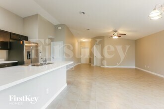 1337 SW Goodman Ave, Unit 205 in Port St. Lucie, FL - Building Photo - Building Photo