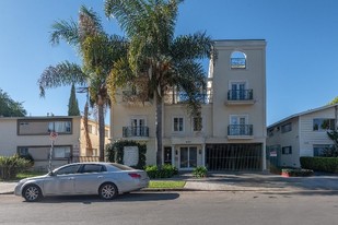 4341 Ventura Canyon Ave Apartments