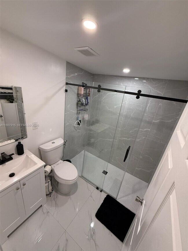 14465 SW 290th Terrace in Homestead, FL - Foto de edificio - Building Photo