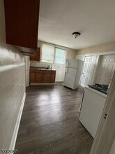 1500 Leslie St in Hillside, NJ - Building Photo - Building Photo