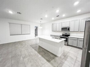 1542 Discovery St in Davenport, FL - Building Photo - Building Photo