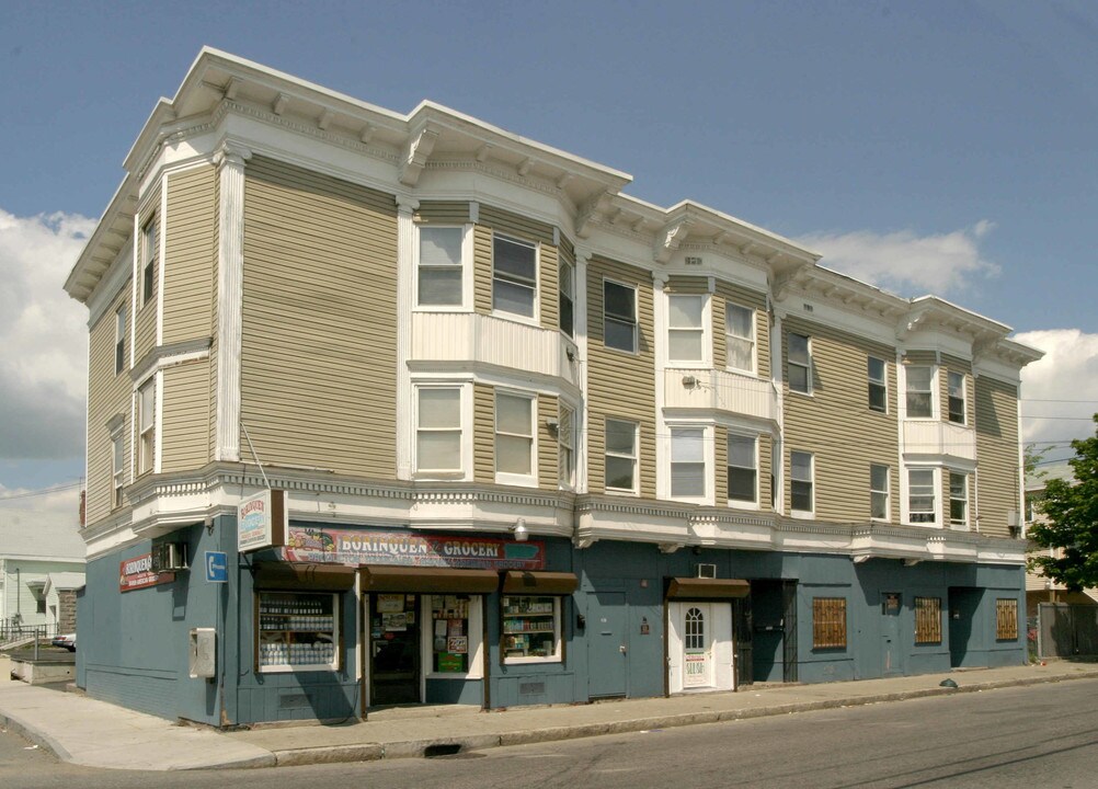 261-269 Park St in Lawrence, MA - Foto de edificio