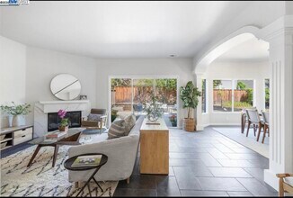 5 Stuart Pl in Danville, CA - Building Photo - Building Photo