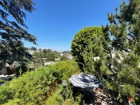 3227 Bennett Dr in Los Angeles, CA - Building Photo