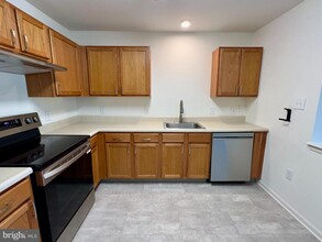 50 Sequoia Dr in Berlin, NJ - Building Photo - Building Photo