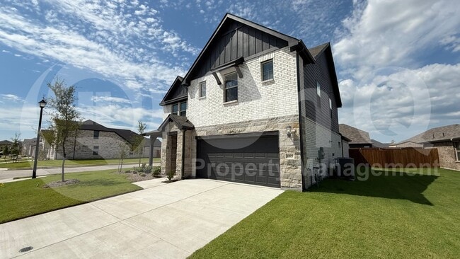 property at 685 Briar Dr