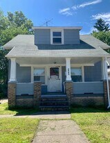 1264 E 168th St in Cleveland, OH - Building Photo