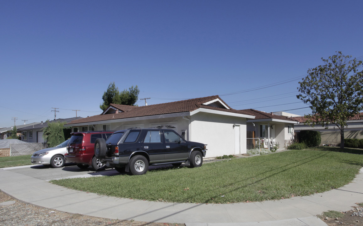 5494-5496 Russo Dr in San Jose, CA - Building Photo