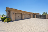 18131 W Palo Verde Ct in Litchfield Park, AZ - Building Photo - Building Photo